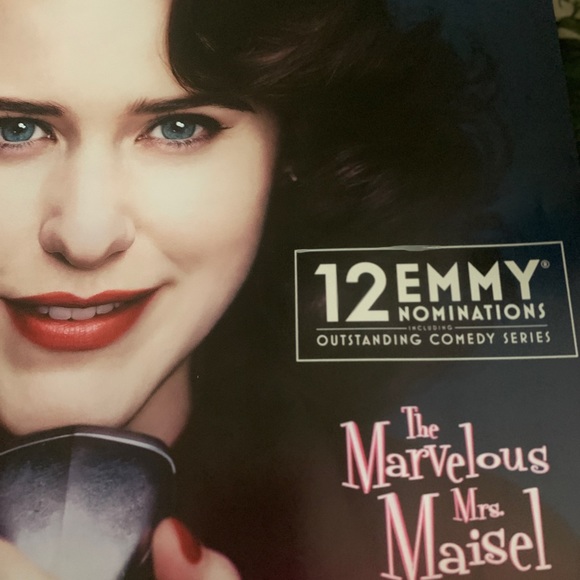 The Hollywood Reporter Emmy awards edition Aug 4, 2022 new unread - Picture 3 of 3